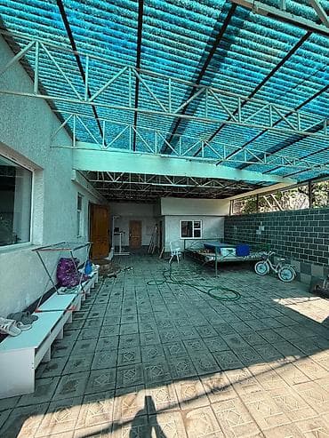 Үй сатып алам: 🏡 Продаётся дом в районе Орто-Сай, по улице Ормокоева. 📍 От ул — 4