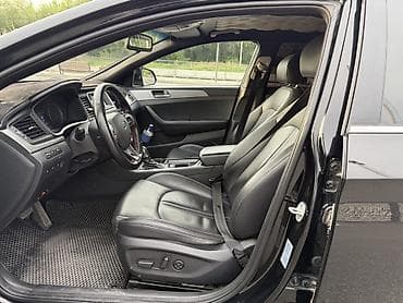 Продажа авто: Hyundai Sonata: 2019 г., 2 л, Автомат, Газ, Седан — 5