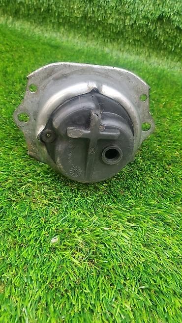 bmv e32: Подушка крепления двигателя E70 N57D30A правая (б/у) ​ Марка: BMW — 2