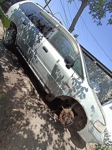 печка одиссей: Honda Odyssey: 1996 г., 2 л, Автомат, Бензин, Минивэн — 2