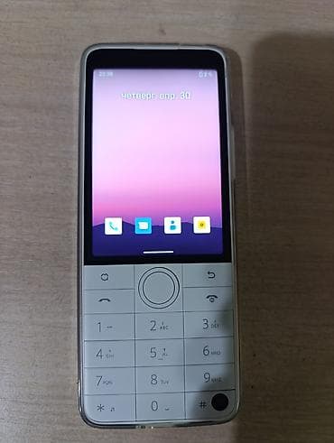 Уюлдук телефондор жана аксессуарлар: Qin F22 Pro — компактный кнопочный смартфон на Android - Форм‑фактор — 4