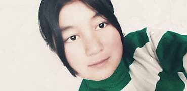 Айымдардын кийими: Вязаный жакет без рукавов (жилет) - Материал: плотная пряжа — 2