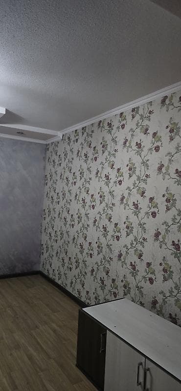 квартиры комнаты: 3 комнаты, С мебелью частично — 1