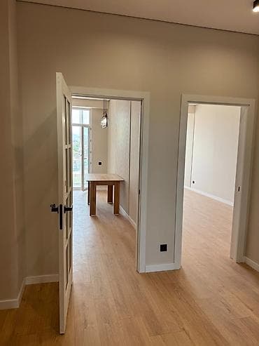 osh flat: 2 комнаты, 67 м², Пишпек Элитка, 9 этаж, Свежий ремонт — 1