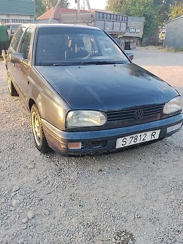 cga3 de: Volkswagen Golf: 1992 г., 1.6 л, Механика, Бензин, Хэтчбэк — 2