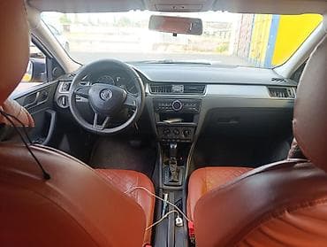 калганы: Skoda Rapid: 2016 г., 1.6 л, Автомат, Бензин, Седан — 7