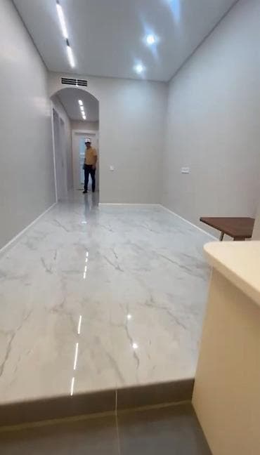 ошском рынке: Аренда/предоставление коммерческого помещения с витринными окнами в — 4