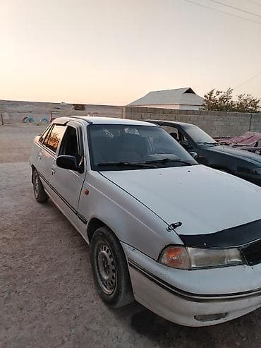 тунуке бу: Daewoo Nexia: 1998 г., 1.5 л, Кол менен иштөөчү, Бензин, Седан — 8