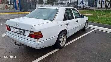 bmw r18: Mercedes-Benz W124: 1993 г., 2 л, Механика, Бензин, Седан — 6