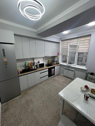 угловой диван с чехлом: 2 комнаты, 53 м², Элитка, 4 этаж, Евроремонт — 2