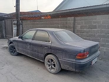 Mazda Capella: 1995 г., 2 л, Бензин, Седан