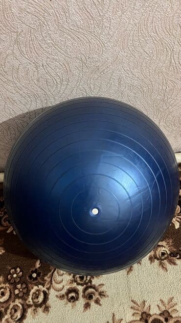 Спорт жана эс алуу: Фитбол высокой плотности 
Б/у в отличном состоянии — 3