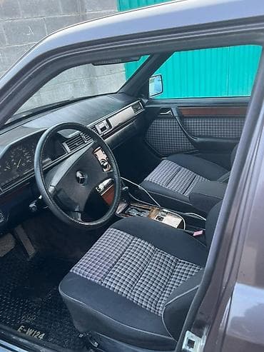 w124 e500: Mercedes-Benz W124: 1991 г., 3.2 л, Автомат, Бензин, Седан — 3