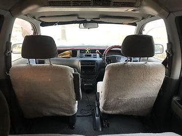 салон на авто: Mitsubishi Chariot: 1996 г., Бензин, Универсал — 10