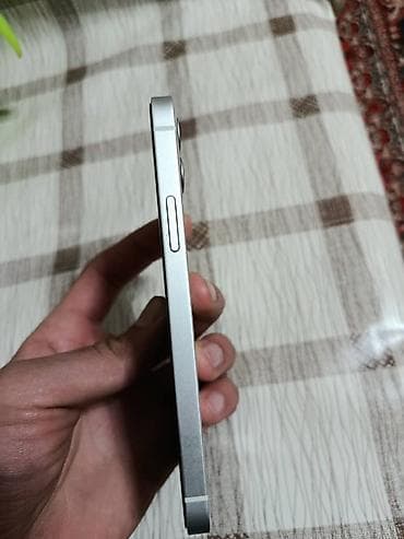 IPhone 12, Б/у, 128 ГБ, Белый, Коробка, 75 %