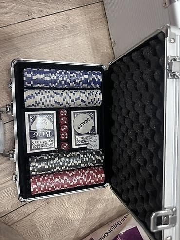 Покерный набор в алюминиевом кейсе 200 фишек Состав: -