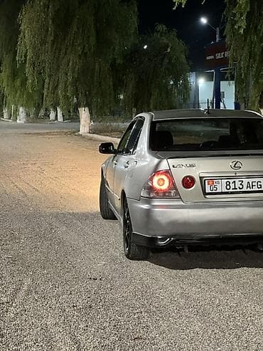 Продажа авто: Lexus IS: 2003 г., 2 л, Автомат, Бензин, Седан — 4