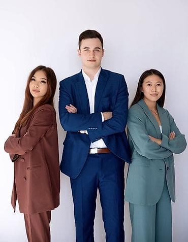 секция волейбола: Языковые курсы Для взрослых, Для детей — 7