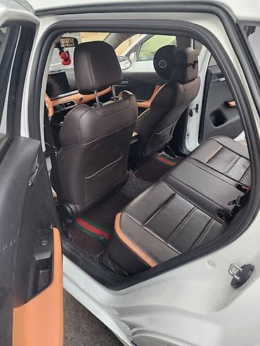 электромобиль byd e2: BYD E2: 2021 г., Электромобиль, Кроссовер — 8