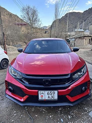 кудайберген мотор: Honda Civic: 2017 г., 1.5 л, Кол менен иштөөчү, Бензин, Хетчбек — 1