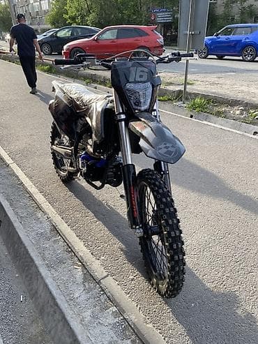 Kews k16 nb300 в черно‑сером исполнении. Особенности и оснащение: - — 2