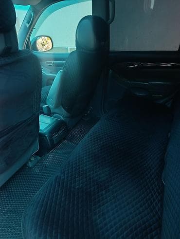 авто в такси: Lexus GX: 2004 г., 4.7 л, Автомат, Бензин, Внедорожник — 6
