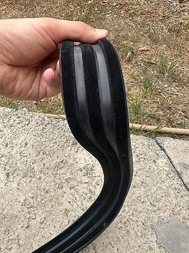 дверь 220: Уплотнитель двери Комплект Toyota, Новый — 4