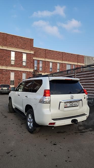 toyota innova: Toyota Land Cruiser Prado: 2011 г., 2.7 л, Автомат, Бензин, Внедорожник — 7