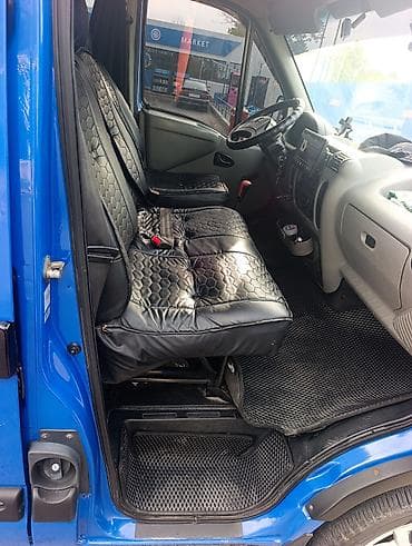 Унаа: Nissan Vanette: 2002 г., 2.2 л, Кол менен иштөөчү, Дизель, Бус — 7