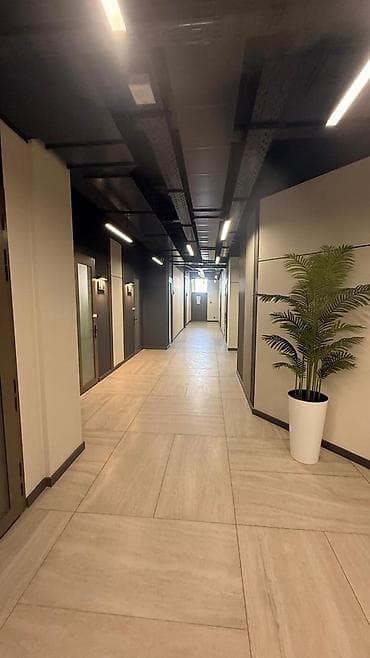 туры ош: Кеңселерди ижаралоо, 68 м², Бизнес борборунда, Коопсуздук системасы менен, 1-катар — 7
