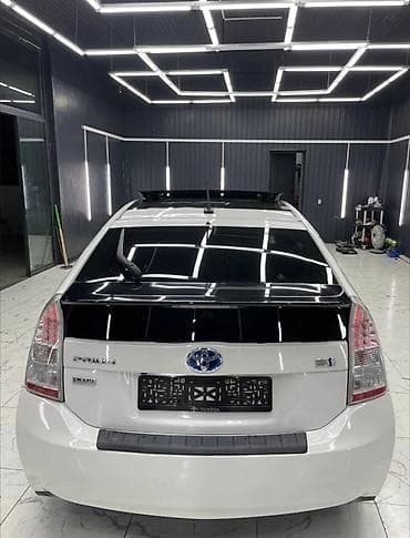 toyota prius 2014: Toyota Prius: 2011 г., 1.8 л, Гибрид, Хэтчбэк — 7