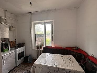 этажки: 1 комната, 36 м², 105 серия, 1 этаж, Старый ремонт — 8