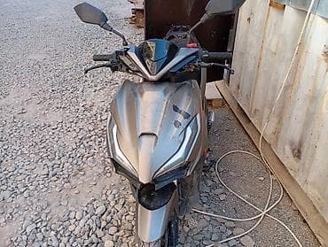 r18 26535: Тип скутера 50 куб. см, Бензин — 1