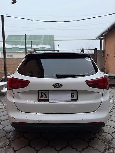 кия 3: Kia Ceed: 2014 г., 1.4 л, Механика, Бензин — 5