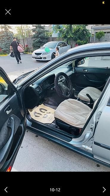 Транспорт: Honda Accord: 1994 г., 2 л, Механика, Газ, Хэтчбэк — 6