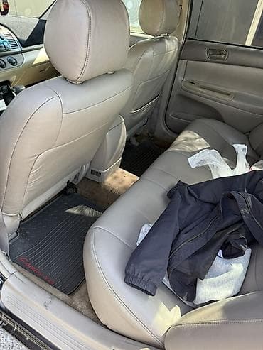 step 2: Toyota Camry: 2002 г., 2.4 л, Автомат, Бензин, Седан — 5