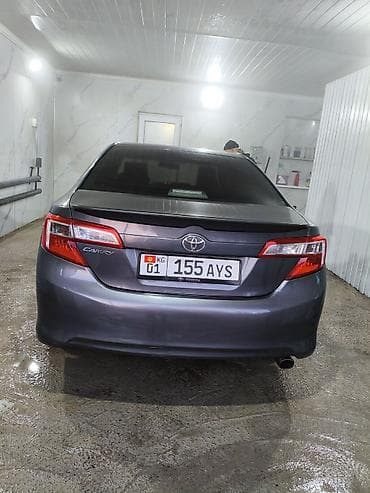 2025: Toyota Camry: 2014 г., 2.5 л, Автомат, Бензин, Седан — 4