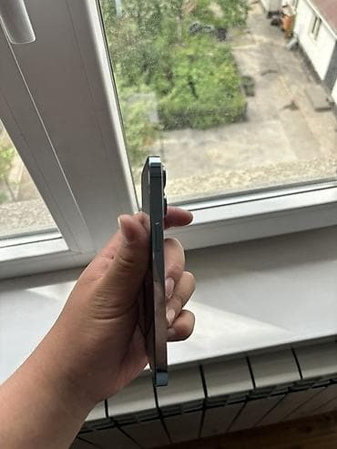 скол: IPhone 13 Pro, Б/у, 128 ГБ, Sierra Blue, Коробка, 77 % — 6