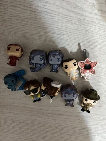 набор фишек для покера: Мини фигурки Kinder Joy Fink Pop по сериалу «Stranger Things»

170/шт — 1