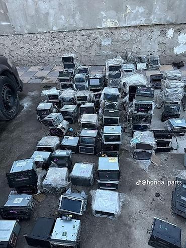 Катализаторлорду сатып алуу: Автомагнитолы и штатные головные устройства для японских автомобилей — 3