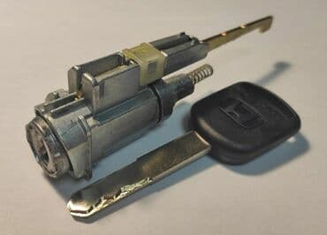 Бала бакчалар, бала багуучулар: Ремонт замков ЧИП КЛЮЧ АВТОЭЛЕКТРИК Адаптация слетевщих блоков — 14