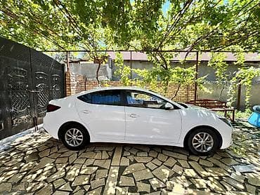 byd e5: Hyundai Elantra: 2018 г., 1.6 л, Автомат, Бензин, Седан — 1