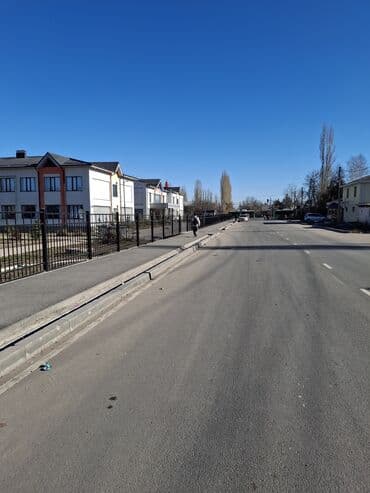 с большим участком: Дом, 1 м², 5 комнат, Собственник — 10