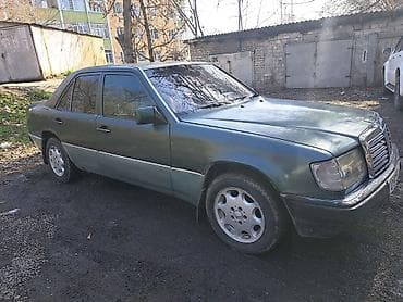 merc 211: Mercedes-Benz 220: 1993 г., 2.2 л, Автомат, Седан — 2