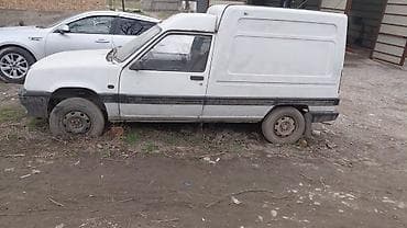 рено приум: Легкий грузовик, Renault, Стандарт — 3