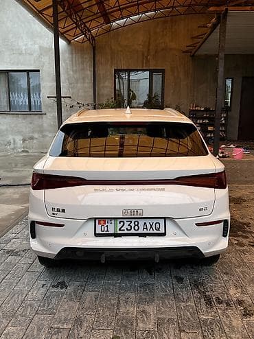 e star: BYD E2: 2021 г., 0.1 л, Электромобиль, Хэтчбэк — 6