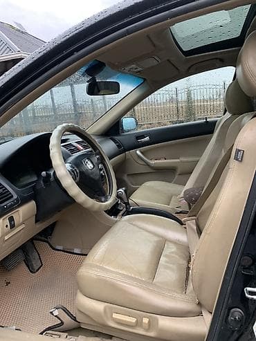 купить малолитражку автомат: Honda Accord: 2004 г., 2.4 л, Автомат, Бензин, Седан — 1