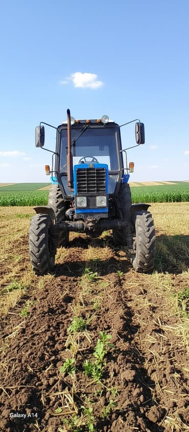 Трактор Беларус (МТЗ) 821 жылы 2012 баасы 850 миң абалы жакшы передок