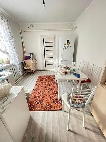 магистральная: Жилой дом с большим дворoм и капитальным забором Угловой участок 7.2 — 10