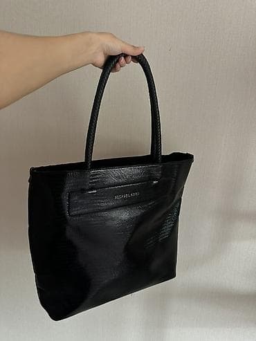 kors: Сумка-тоут Michael Kors, черная, новая - Формат: вертикальный — 1